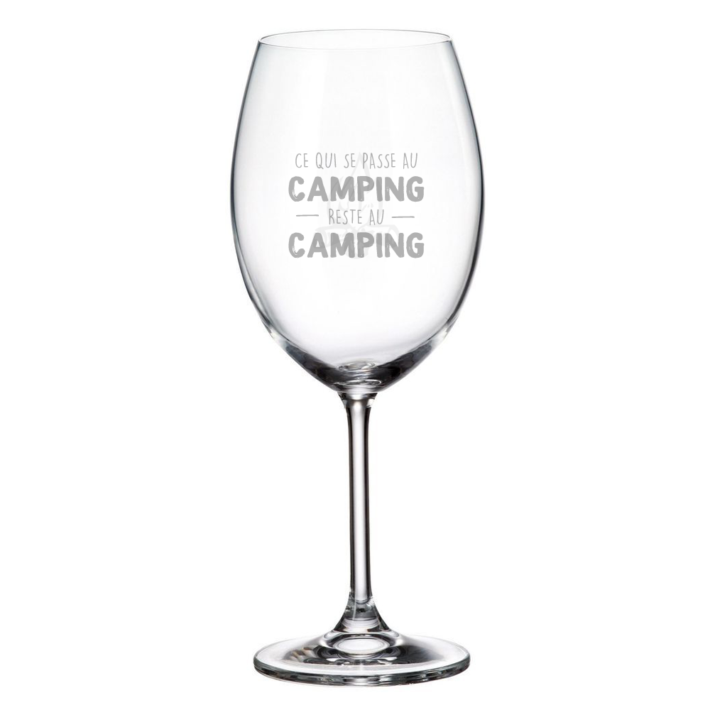 Verre gravé - Ce qui se passe au camping